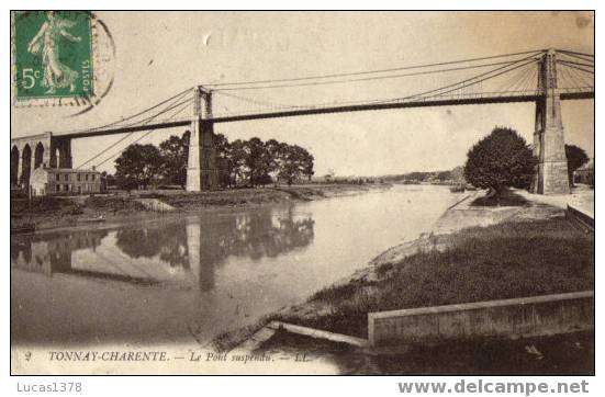 2 / TONNAY CHARENTE / LE PONT SUSPENDU - Pont-l'Abbé-d'Arnoult