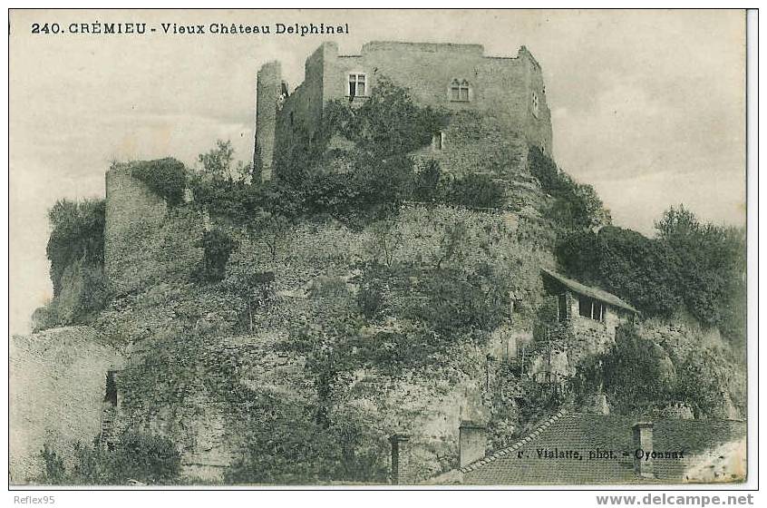 CREMIEU - Vieux Château Delphinal - Crémieu