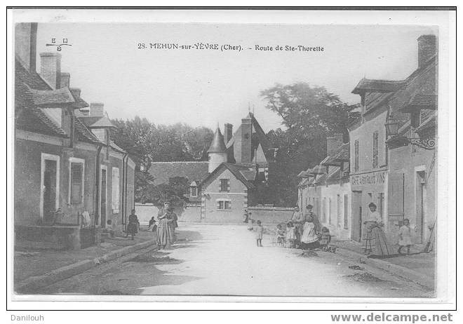 18 // CHER / MEHUN SUR YEVRE / Route De Ste Thorette / ANIMEE / N° 28 Ed Maquaire - Mehun-sur-Yèvre