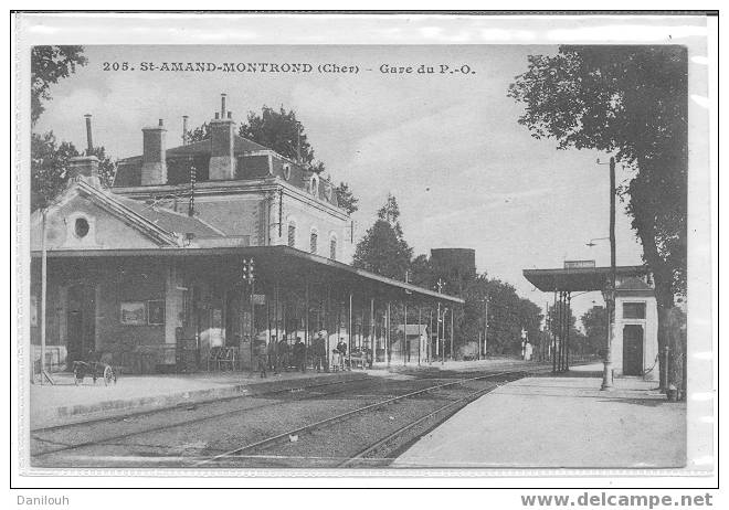 18 // CHER / ST AMAND MONTROND / Gare Du P.O. / N° 205 - Saint-Amand-Montrond