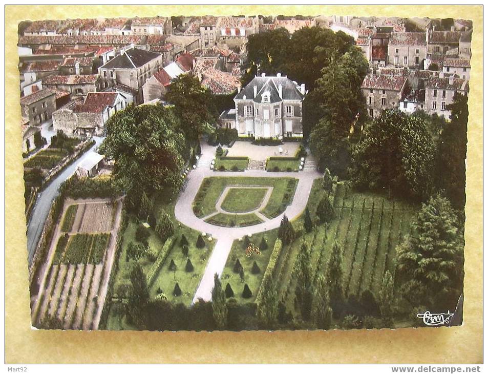 76 CHAMPDENIERS CHATEAU DE VILLENEUVE VUE AERIENNE - Champdeniers Saint Denis