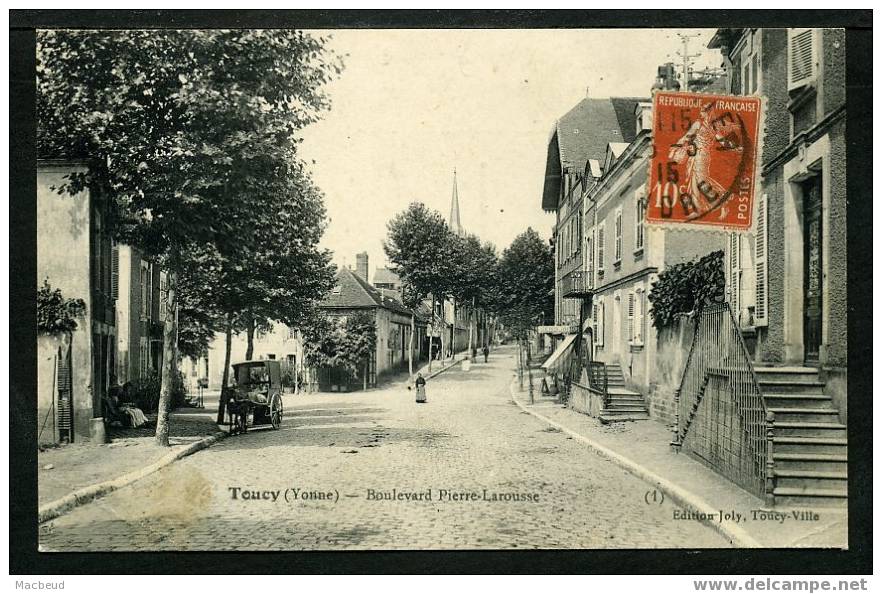 89 - TOUCY - Boulevard Pierre Larousse - ANIMÉE - Toucy