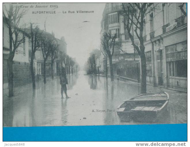 94)-alfortville---la Rue Villeneuve--( Crue De Janvier 1910)----tres Belle Carte - Alfortville