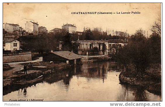 CHATEAUNEUF   LE LAVOIR PUBLIC - Chateauneuf Sur Charente