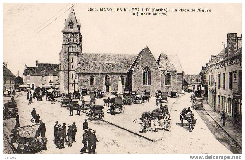 MAROLLES LES BRAULTS 72 - La Place De L'église Un Jour De Marché - Marolles-les-Braults