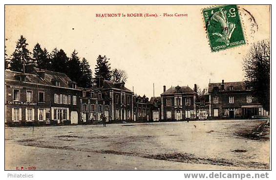 Beaumont  Le Roger  Place Carnot - Beaumont-le-Roger