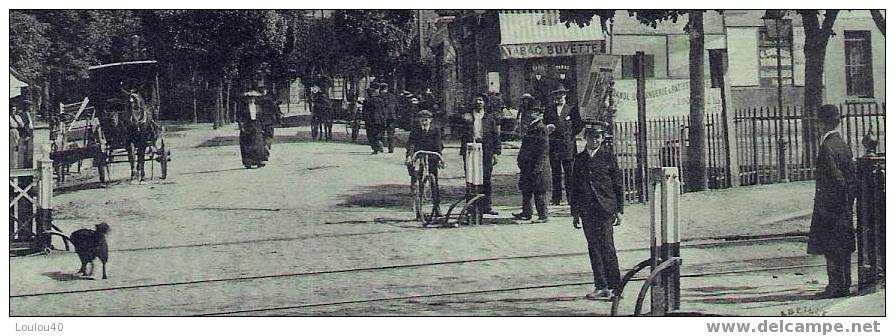 D78 - CHATOU -AVENUE DU CHEMIN DE FER - LE PASSAGE A NIVEAU - Chatou