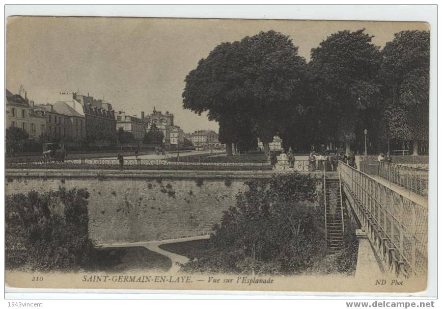 C 964 - SAINT GERMAIN N LAYE - Vue Sur L'esplanade - Belle CPA Animée - Rare - - St. Germain En Laye (castle)