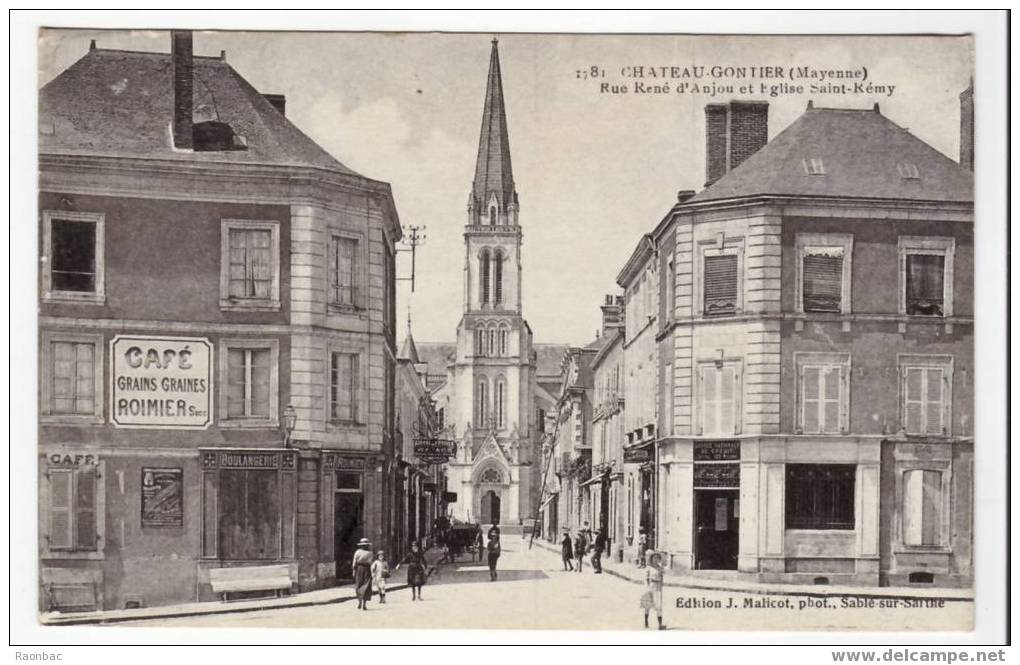 CPA --53---Chateau Gontier---EGLISE---RUE RENE D'ANJOU - Chateau Gontier