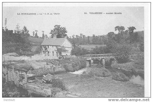 50 // MANCHE / VILLEDIEU LES POELES / Ancien MOULIN / C.P.A. Ed / # - Villedieu