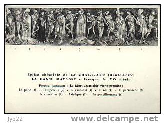 Jolie CP En 3 Feuillets 43 Abbaye Saint Robert De La Chaise Dieu - La Danse Macabre Fresque En 3 Panneaux - La Mort - La Chaise Dieu