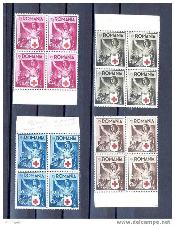ROMANIA, GROUP RED CROSS ISSUES 1941-43 NEVER HINGED **! - Neufs