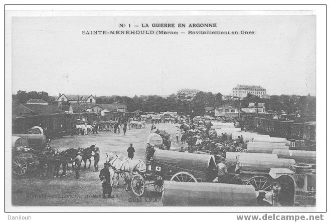 51 // MARNE / SAINTE MENEHOULD / Ravitaillement En Gare / N° 1  / ANIMEE - Sainte-Menehould