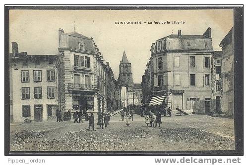 87 ST JUNIEN * La Rue De La Liberté **BELLE CARTE** - Saint Junien