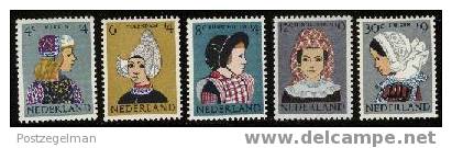 NEDERLAND 1960 MNH Stamp(s) Costumes 747-751 #044 - Unused Stamps