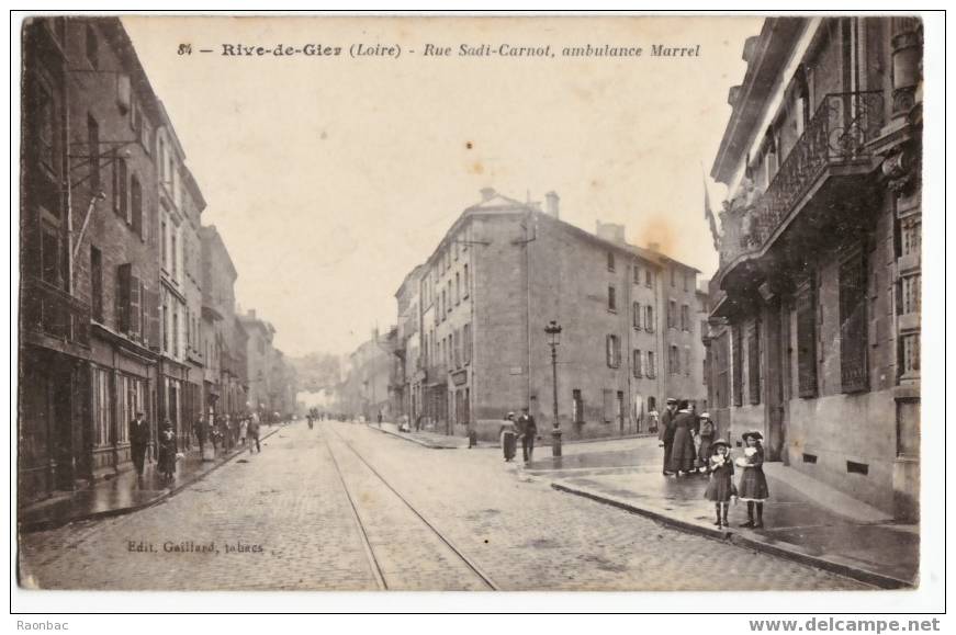 CPA---42---Rive De Gier ---RUE SADI-CARNOT - Rive De Gier