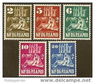 NEDERLAND 1950 OMP Zegel(s) Kerken In Oorlogstijd 558-562 #419 - Unused Stamps