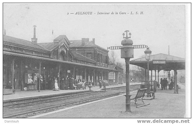 59 // NORD / AULNOYE / Intérieur De La Gare L.S.H./ - Aulnoye