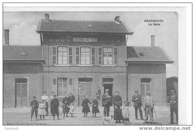 59 // NORD / BOURBOURG / La Gare / ANIMEE / Ed Du Journal De Bourbourg / # - Aulnoye