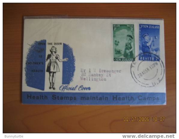 New Zealand 1958 Health Stamps Girls Life Brigade Cadet FDC - Brieven En Documenten