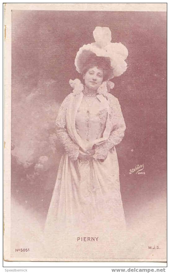 A423 Actrice Courtisane Théâtre  PIERNY Photo Stebing MJS 5051 - Oper