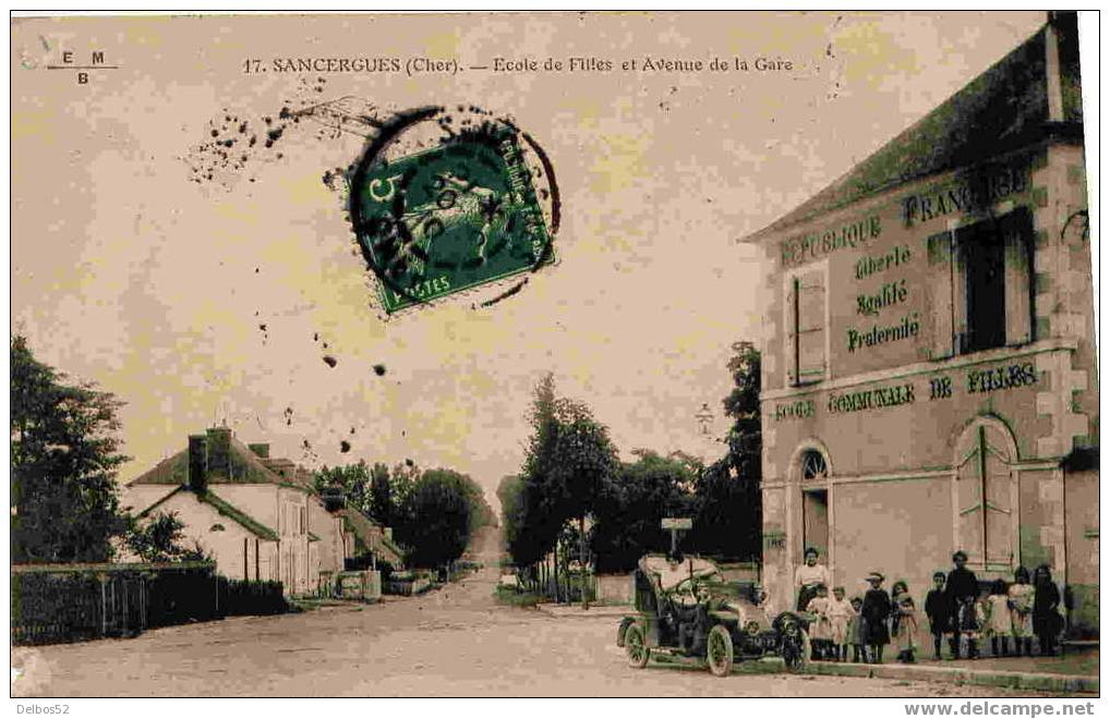 17. Sancergues - Ecole De Filles Et Avenue De La Gare - Sancergues