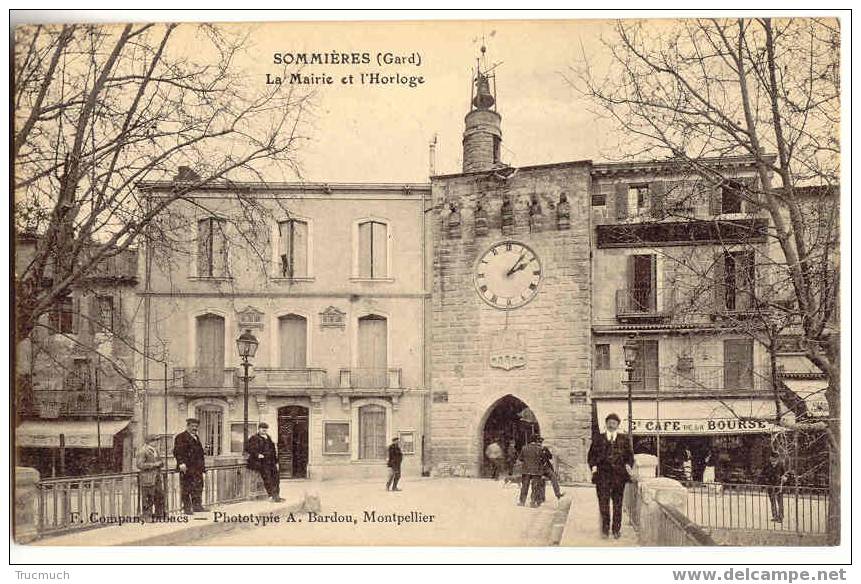 F1895 - SOMMIERES - La Mairie Et L' Horloge - Sommières