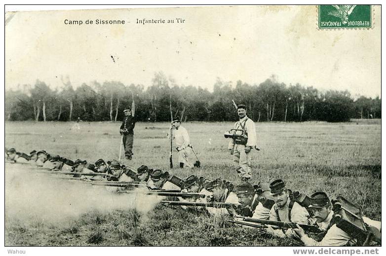 Camp De SISSONNE   -   Infanterie Au Tir         (la Carte A Voyagé En 1909) - Sissonne