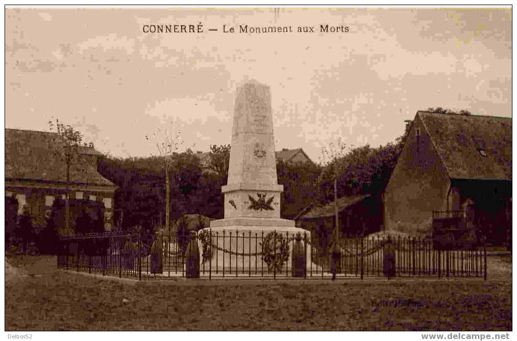 Connerré - Le Monument Aux Morts - Connerre