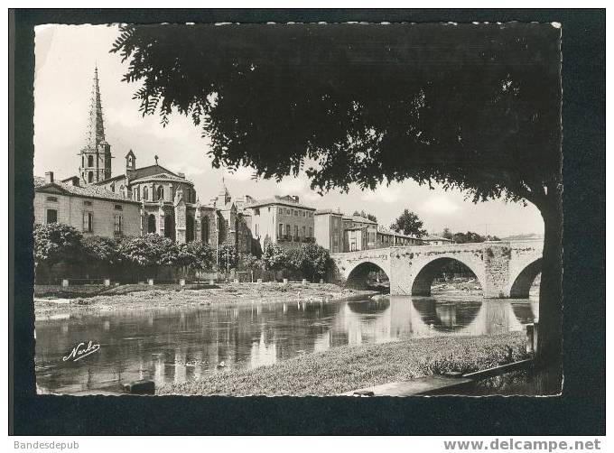 CPSM - Limoux - Le Pont Neuf Et L'Eglise (Flamme Blanquette, NARBO 1) - Leucate