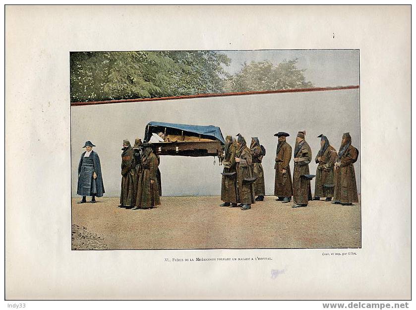 - "FRERES DE LA MISERICORDE PORTANT UN MALADE A L´HOPITAL". REPRO D´EPOQUE EN COULEURS D´UNE PHOTO FIN XIXeS. DEBUT XXe - Religion & Esotericism