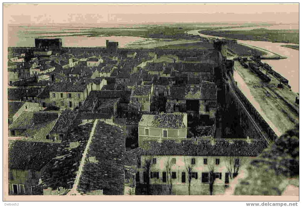 7.- Aigues-Mortes - Vue Générale Prise De La Tour De Constance - Aigues-Mortes