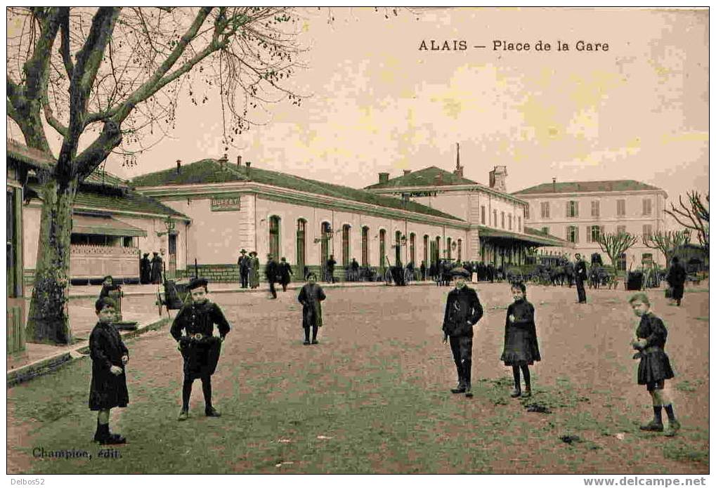 Alais ( Alès ) - Place De La Gare - Alès