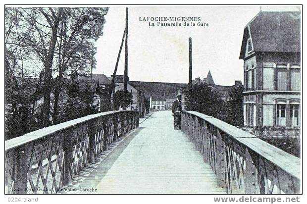 La Roche Migennes - La Passerelle De La Gare - Aillant Sur Tholon