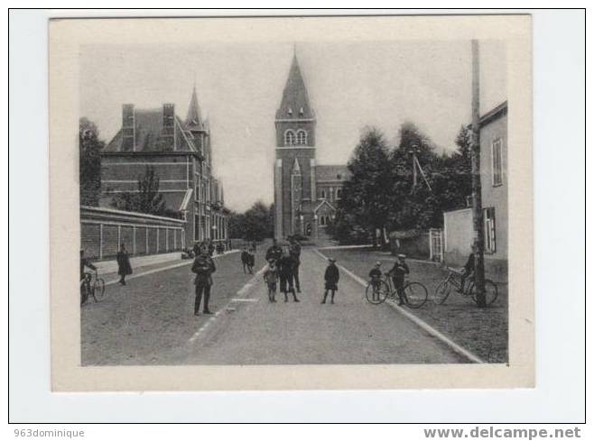 Leopoldsburg  Kerk En Het Postkantoor - Eglise Et La Poste - Leopoldsburg