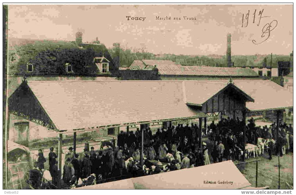 Toucy - Marché Aux Veaux - Toucy