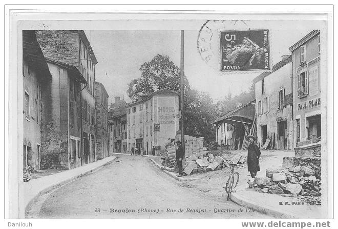 69 // RHONE / BEAUJEU / Rue De Beaujeu, Quartier De L'Ile / N° 28 Ed B.F. - Beaujeu