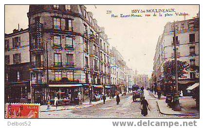 221 - ISSY-LES-MOULINEAUX - Rue Ernest Renan, Vue De La Place Voltaire - Issy Les Moulineaux