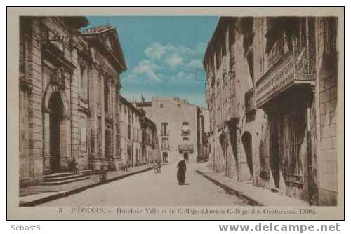 PEZENAS HOTEL DE VILLE ET LE COLLEGE - Pezenas