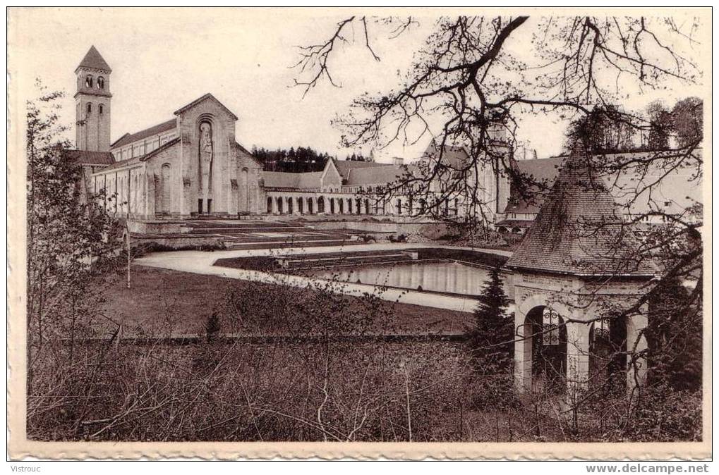 Abbaye D'ORVAL - Cour D'honneur Et La Basilique - Non Circulé - Not Circulated - Nicht Gelaufen - Florenville