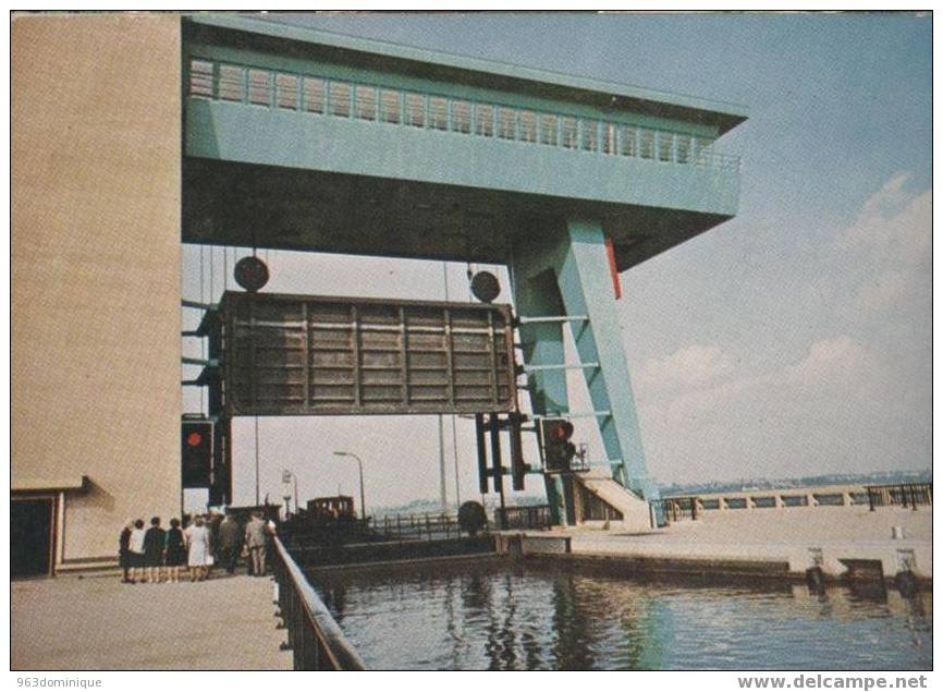 Ronquières - Au Troisième étage De La Tour, Les Bateaux Accèdent Aux Bacs 1971 (Braine Le Comte - ' Gravenbrakel) - Braine-le-Comte