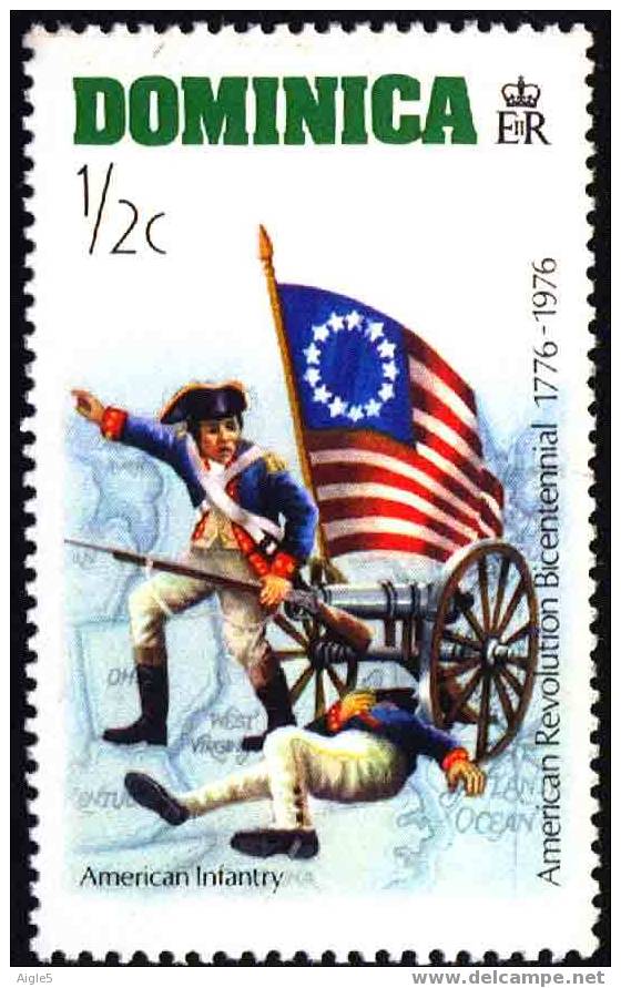 Dominique. Infanterie Américaine. Bicentenaire De L´indépendance Américaine - Stamps