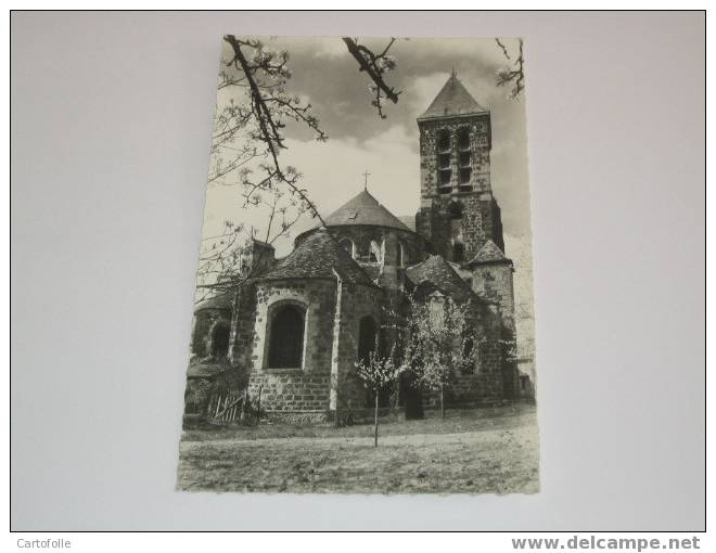 (110) --1-- Carte Postale Sur Arpajon L'église - Avon