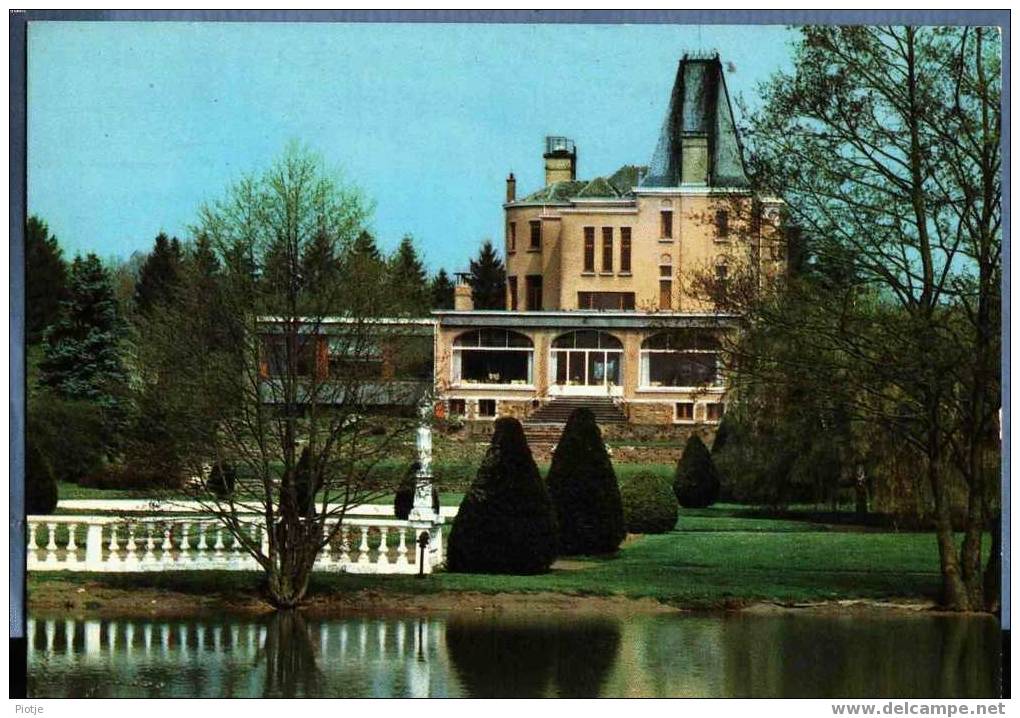 * Hotton (Melreux, Près De Marche En Famenne) * Maison Des Métallurgistes De Belgique, La Reine Pedauque,chateau,kasteel - Hotton