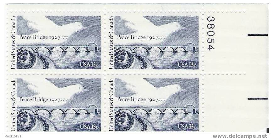 US Scott 1721 - Plate Block Of 4 - Peace Bridge -13 Cent -- Mint Never Hinged - Plaatnummers