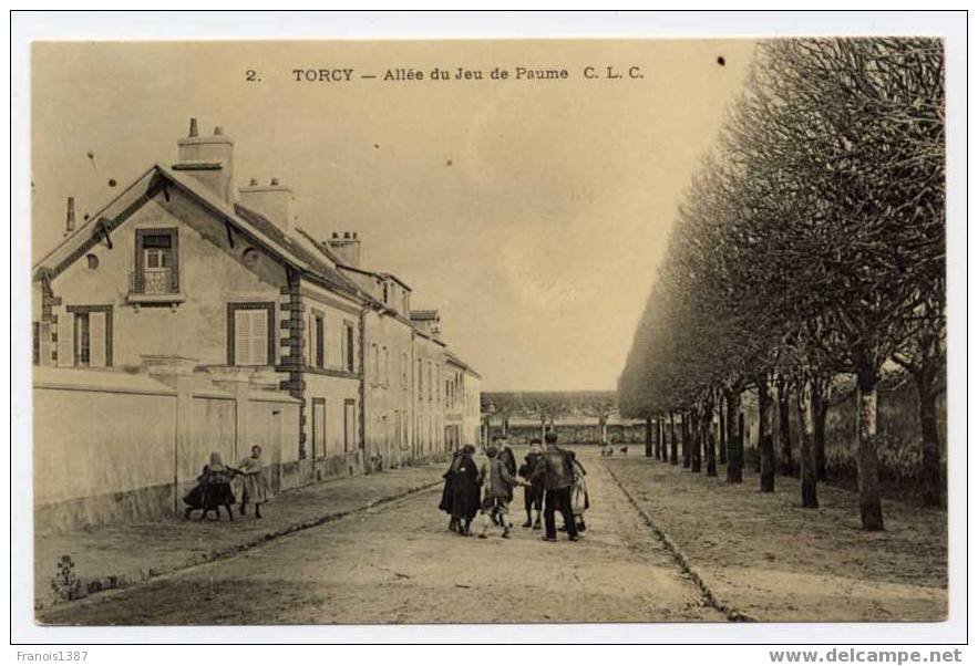 Ref 127  -TORCY - Allée Du Jeu De Paume  (BELLE CARTE ANIMEE) - Torcy