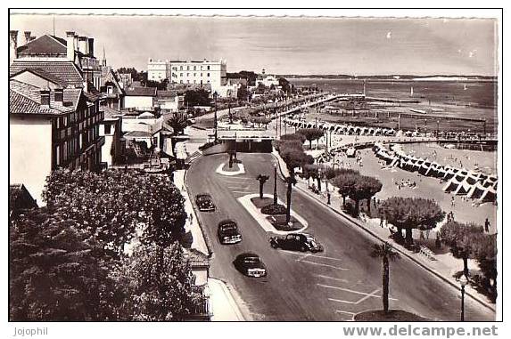 Arcachon - La Plage Et Promenade Du Bord De Mer - Arcachon