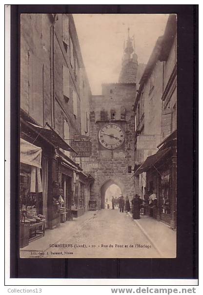 GARD - Sommieres - Rue Du Port Et De L'horloge - Sommières