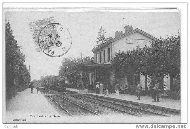 77 // SEINE ET MARNE / MORMANT /  La Gare, Lamber édit / ANIMEE / Arrivée Du Train / # - Mormant