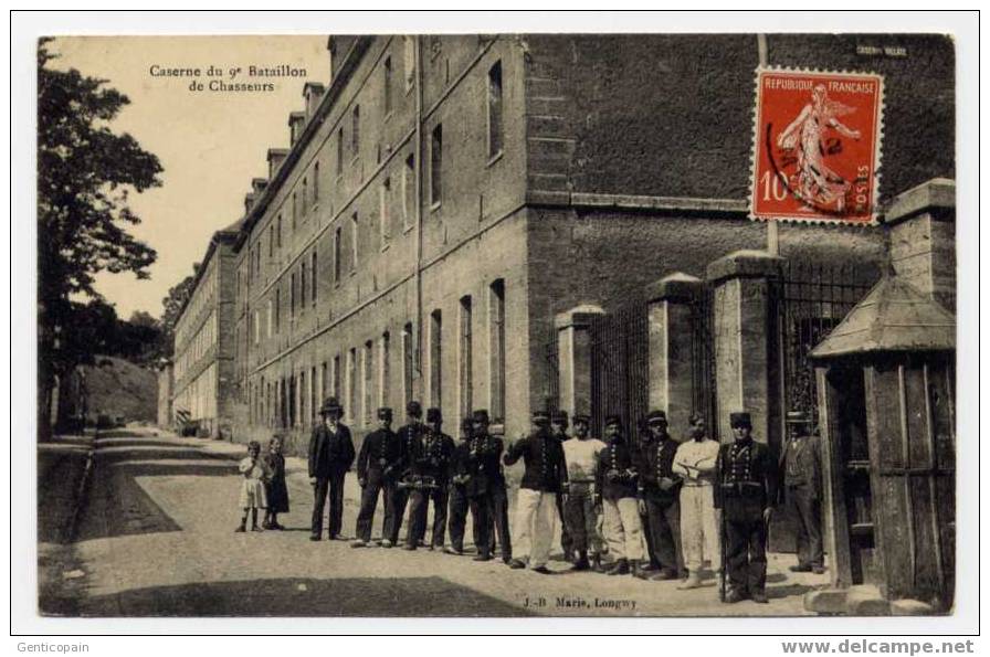 H19 - LONGWY - Caserne Du 9ème Bataillon De Chasseurs (jolie Carte Animée) - Longwy